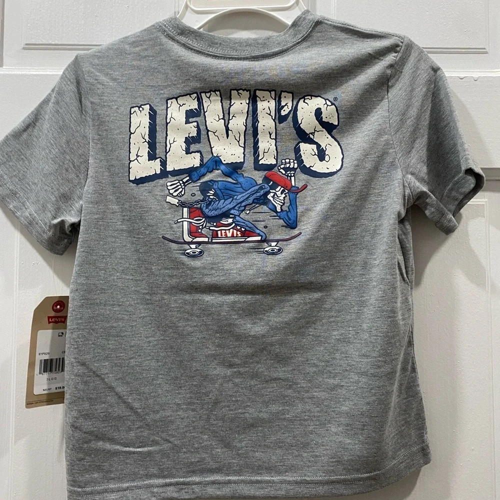 NWT Levi’s Gray Kids T-Shirt With Skeleton Graphic